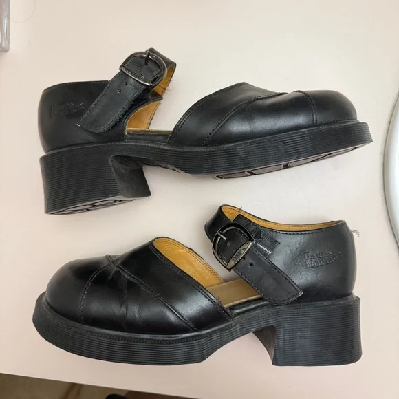 Vintage Dr Marten Mary Janes - Picture 2 of 6